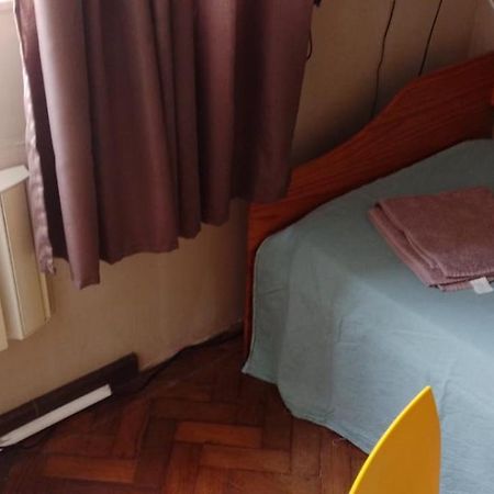 Quarto Individual Privativo Em Copacabana Ріо-де-Жанейро Екстер'єр фото